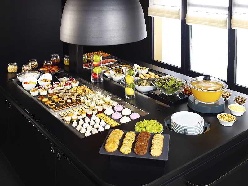 Campanile Bourges Nord - Saint-Doulchard Hotel Екстериор снимка