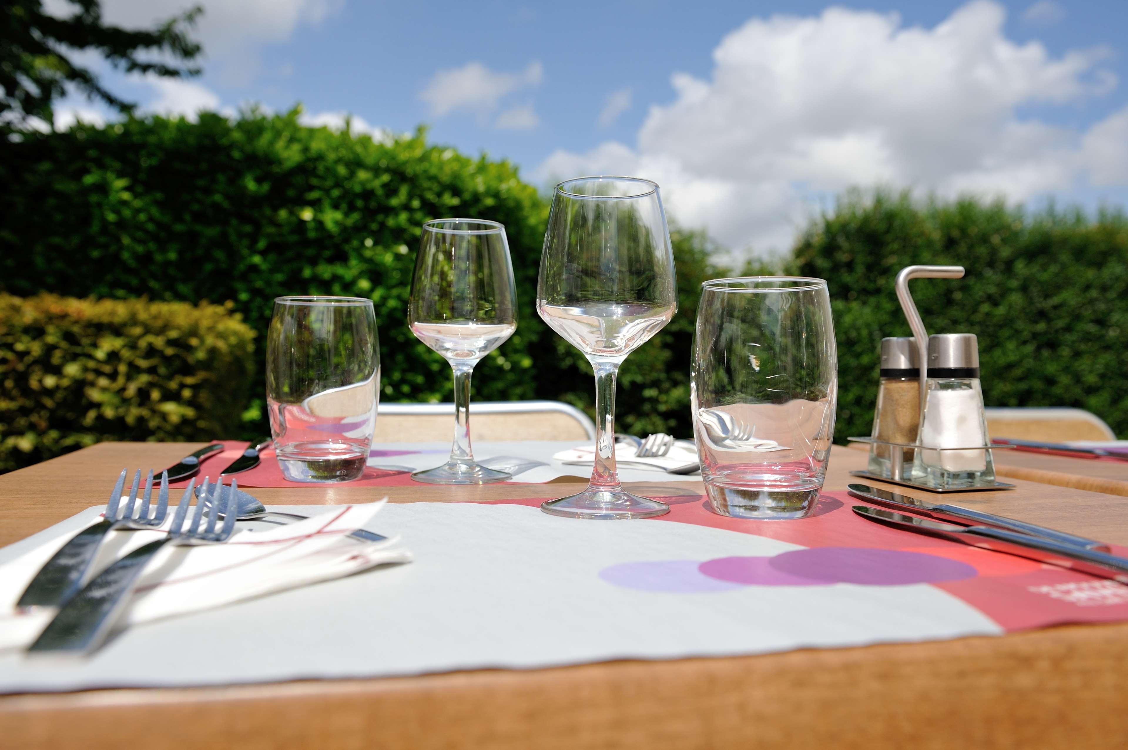 Campanile Bourges Nord - Saint-Doulchard Hotel Екстериор снимка
