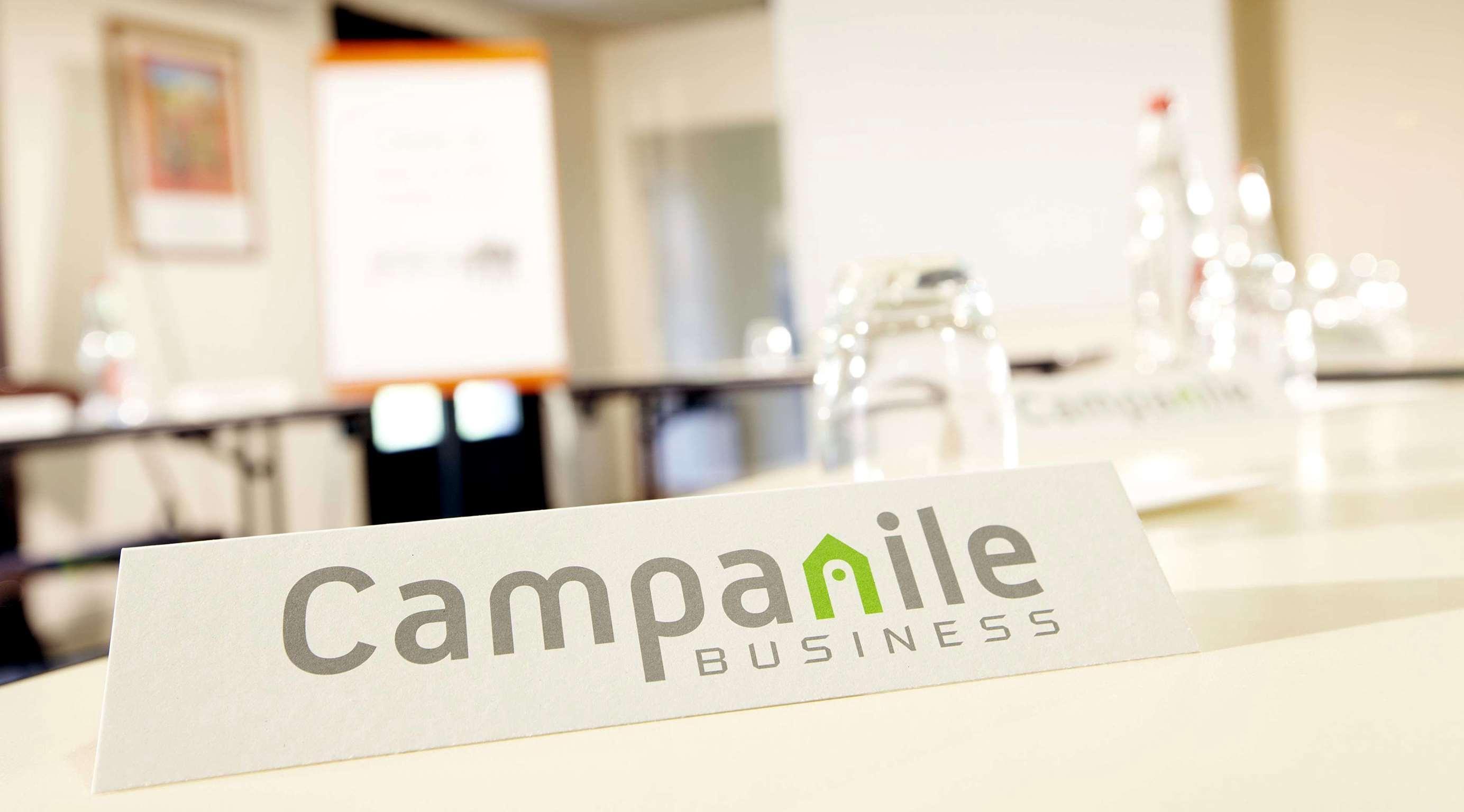Campanile Bourges Nord - Saint-Doulchard Hotel Екстериор снимка
