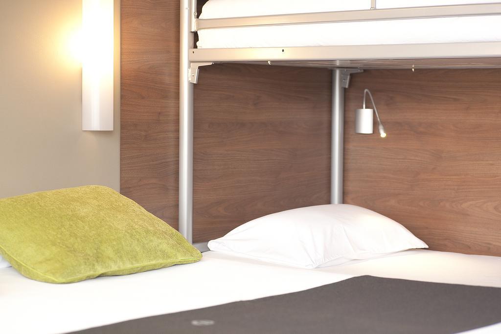 Campanile Bourges Nord - Saint-Doulchard Hotel Екстериор снимка