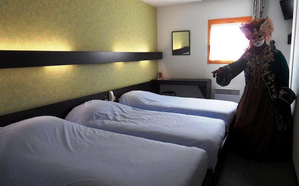 Campanile Bourges Nord - Saint-Doulchard Hotel Екстериор снимка