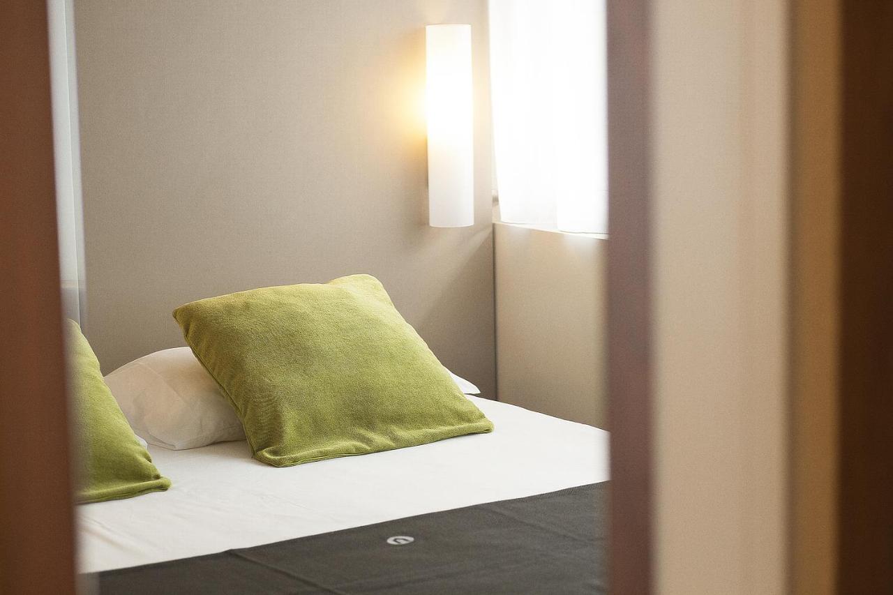 Campanile Bourges Nord - Saint-Doulchard Hotel Екстериор снимка